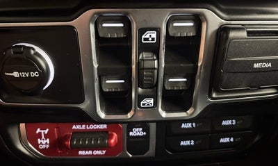 2025 Jeep Wrangler 4-Door Willys 4x4