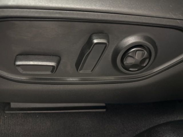 2025 Jeep Grand Cherokee Laredo X 4x2