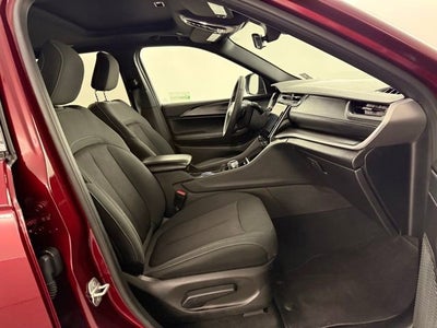 2025 Jeep Grand Cherokee Laredo X 4x2