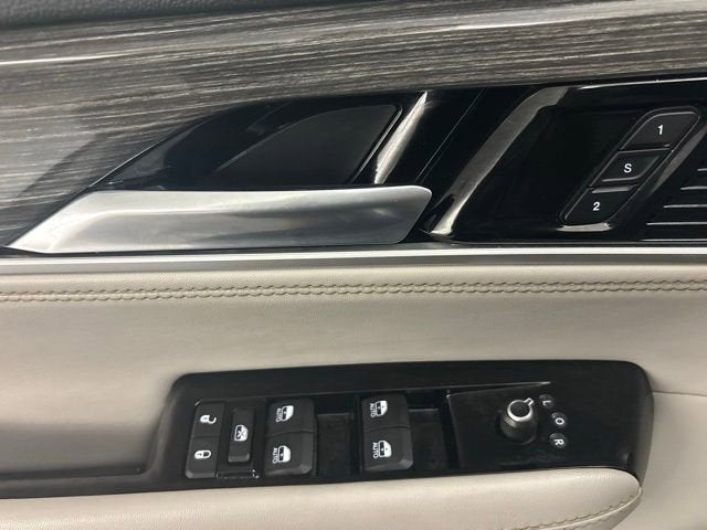 2022 Jeep Wagoneer Series III 4x4