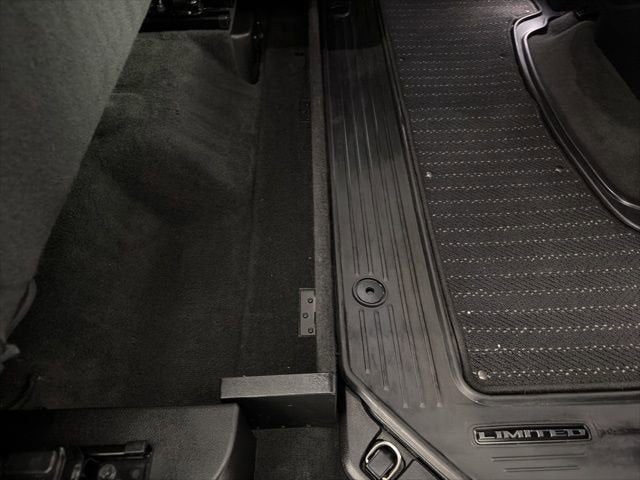 2022 RAM 1500 Limited Crew Cab 4x2 5'7" Box