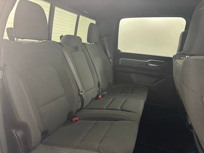 2022 RAM 1500 Big Horn Crew Cab 4x4 5'7" Box