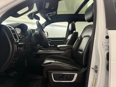 2020 RAM 1500 Laramie Crew Cab 4x4 5'7" Box