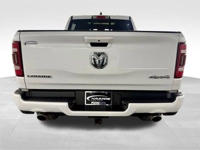 2020 RAM 1500 Laramie Crew Cab 4x4 5'7" Box