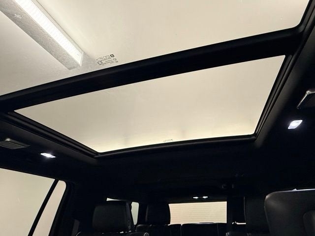 2022 Cadillac Escalade ESV Sport Platinum