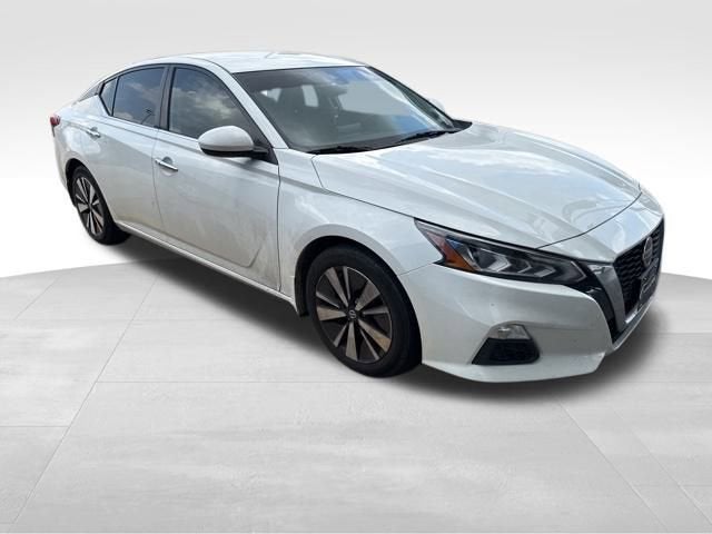 2022 Nissan Altima SV FWD