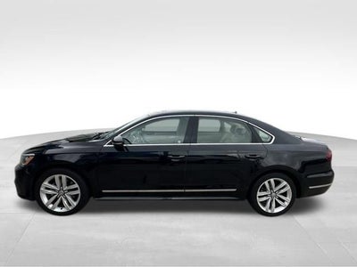 2017 Volkswagen Passat 1.8T SEL Premium