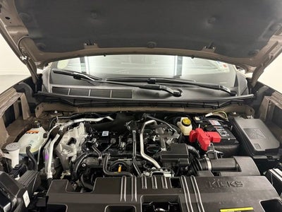 2025 Nissan Kicks SR FWD