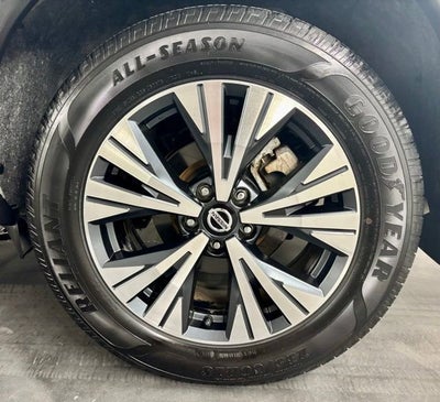 2021 Nissan Rogue SV FWD