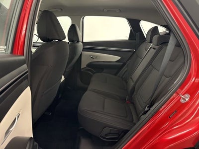 2023 Hyundai TUCSON SE