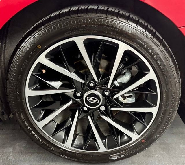 2021 Hyundai SONATA Limited