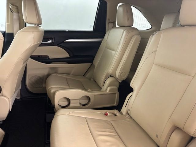 2016 Toyota Highlander XLE V6