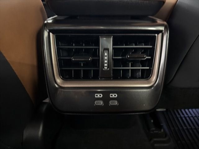 2025 Toyota Crown Signia Limited