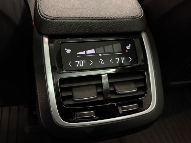 2019 Volvo XC90 T6 Momentum