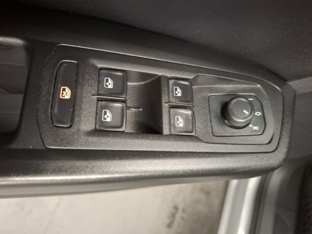 2021 Volkswagen Atlas 3.6L V6 SE w/Technology R-Line