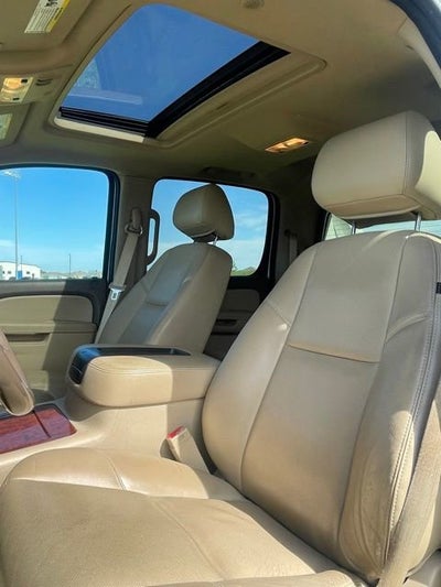 2013 Chevrolet Avalanche LTZ