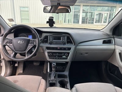 2015 Hyundai SONATA 2.4L SE