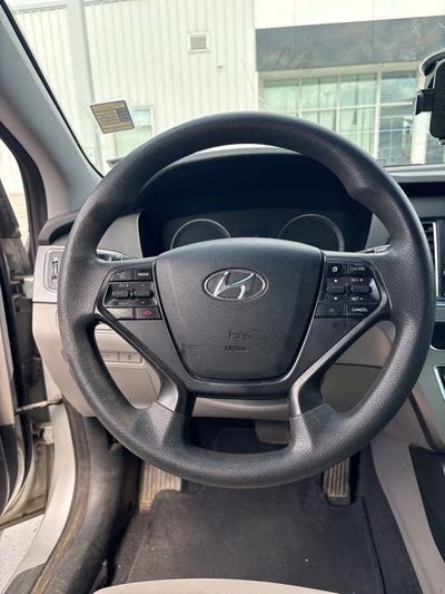 2015 Hyundai SONATA 2.4L SE