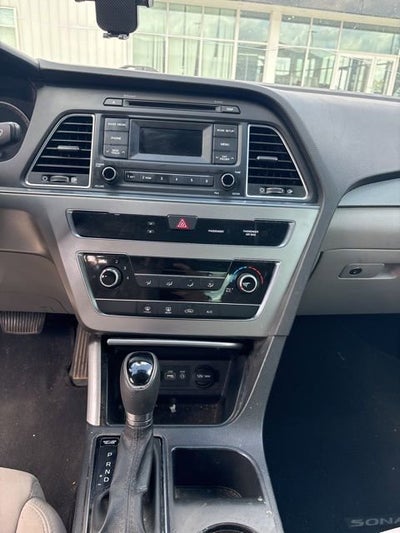 2015 Hyundai SONATA 2.4L SE