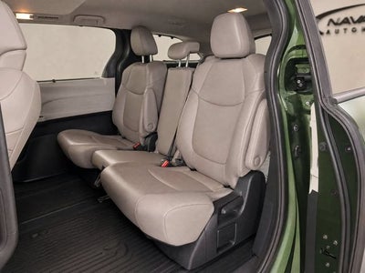 2026 Toyota Sienna XLE