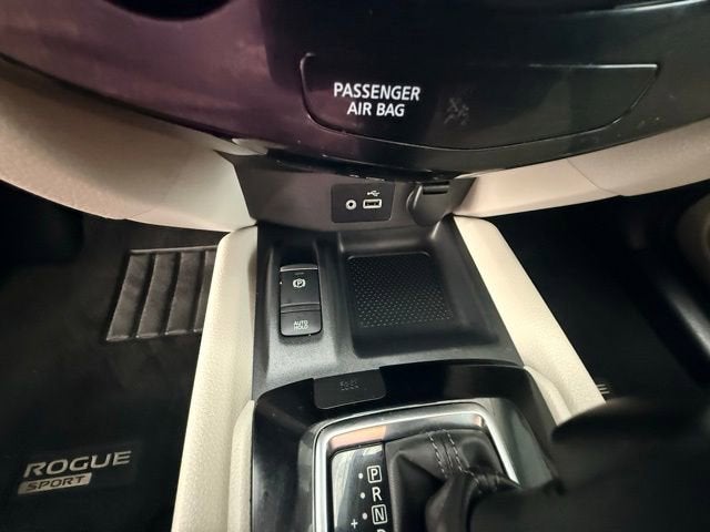 2021 Nissan Rogue Sport SL