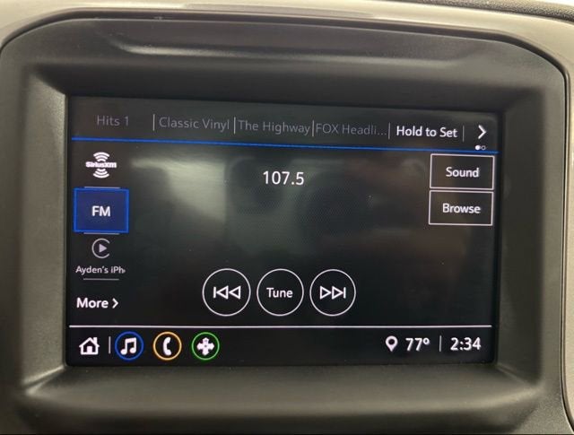 2022 Chevrolet Silverado 1500 Custom