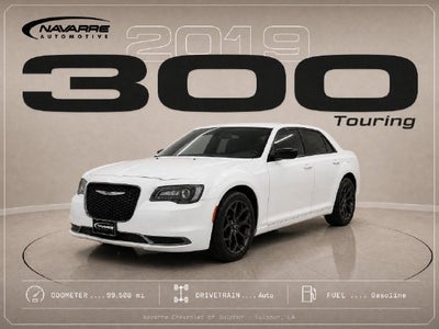 2019 Chrysler 300 Touring