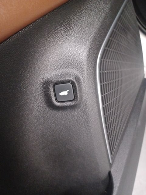 2023 Acura MDX w/Technology Package