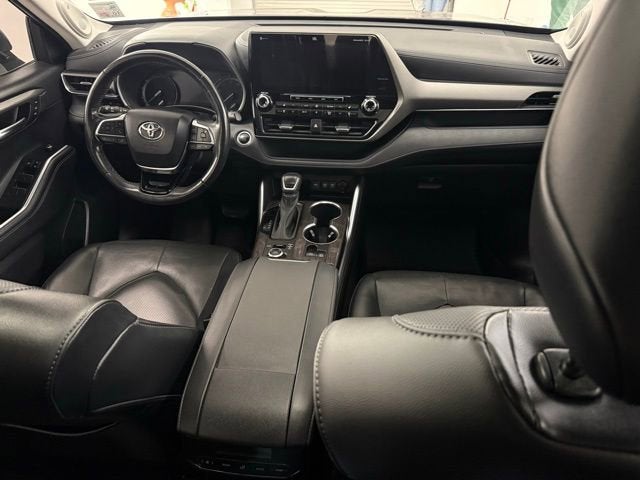 2021 Toyota Highlander Limited