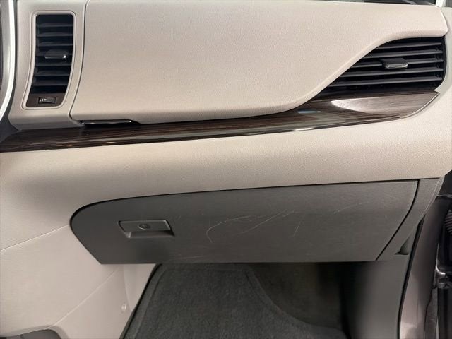 2015 Toyota Sienna XLE