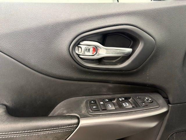 2019 Jeep Cherokee Latitude Plus FWD