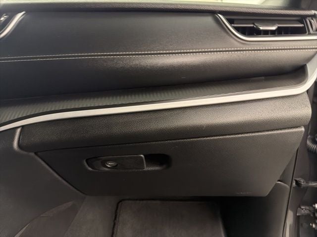 2025 Jeep Grand Cherokee L Altitude 4x2