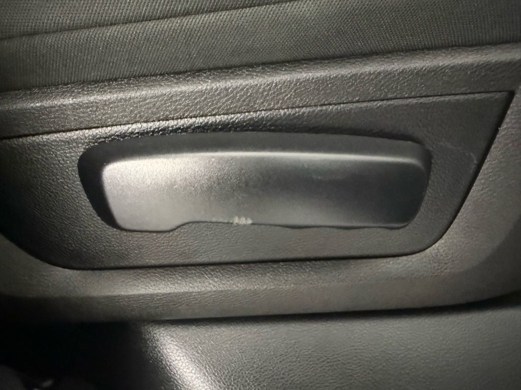 2022 RAM 1500 Classic Tradesman Quad Cab 4x2 6'4' Box