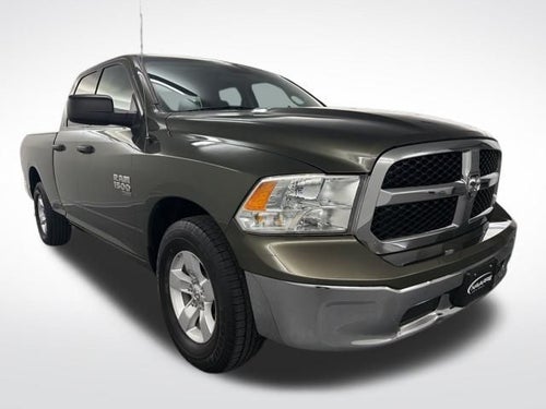 2021 RAM 1500 Classic Tradesman Quad Cab 4x2 6'4' Box