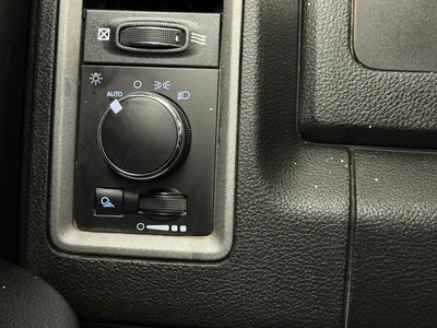 2021 RAM 1500 Classic Tradesman Quad Cab 4x2 6'4' Box