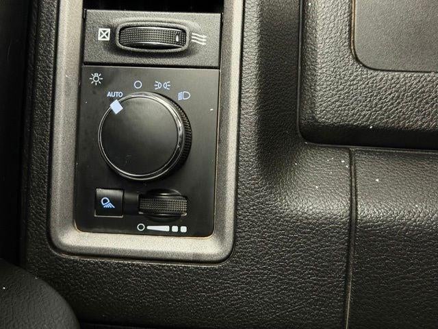 2021 RAM 1500 Classic Tradesman Quad Cab 4x2 6'4' Box