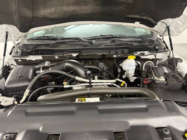 2022 RAM 1500 Classic Tradesman Quad Cab 4x2 6'4' Box