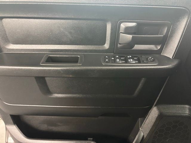 2018 RAM 1500 Express Quad Cab 4x2 6'4' Box