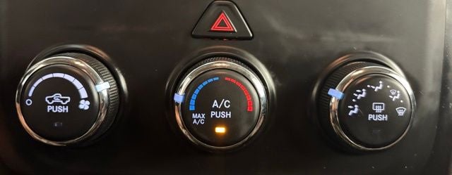 2018 RAM 1500 Express Quad Cab 4x2 6'4' Box