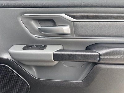 2019 RAM 1500 Big Horn/Lone Star Crew Cab 4x2 5'7' Box