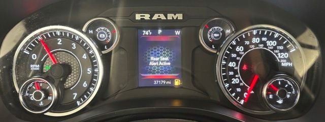 2025 RAM 1500 Tradesman Crew Cab 4x2 5'7' Box