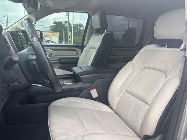 2022 RAM 1500 Limited Crew Cab 4x4 5'7' Box