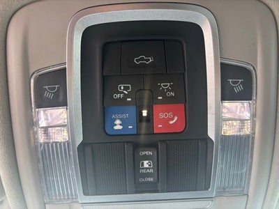 2022 RAM 1500 Limited Crew Cab 4x4 5'7' Box