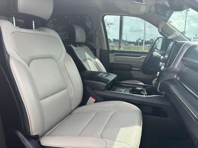 2022 RAM 1500 Limited Crew Cab 4x4 5'7' Box