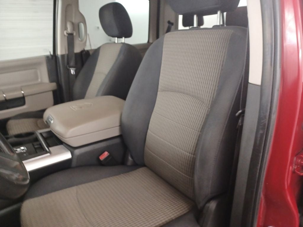 2010 Dodge Ram 1500 SLT/Sport/TRX