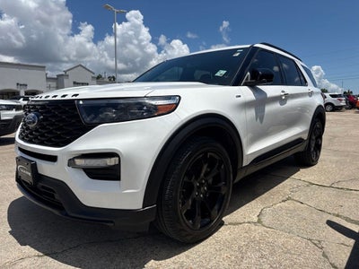 2023 Ford Explorer ST-Line