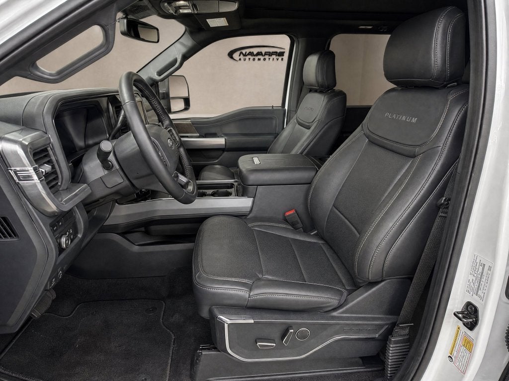 2025 Ford F-350SD Platinum