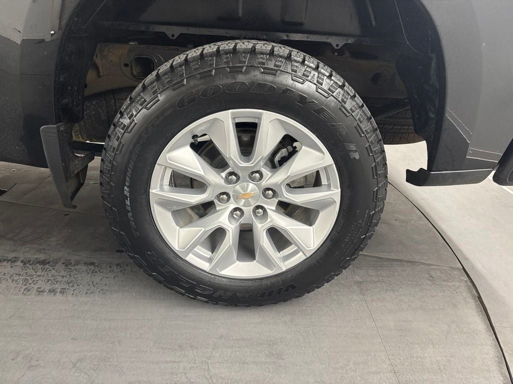 2026 Chevrolet Silverado 1500 2WD Crew Cab Short Bed Custom