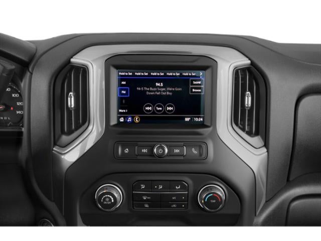 2022 Chevrolet Silverado 1500 4WD Double Cab Standard Bed Custom