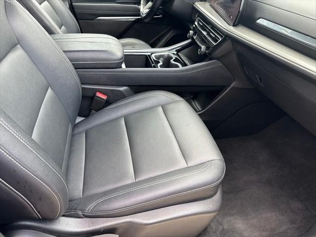 2025 Chevrolet Traverse AWD LT